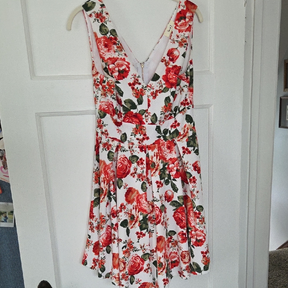 Floral Sleeveless Dress